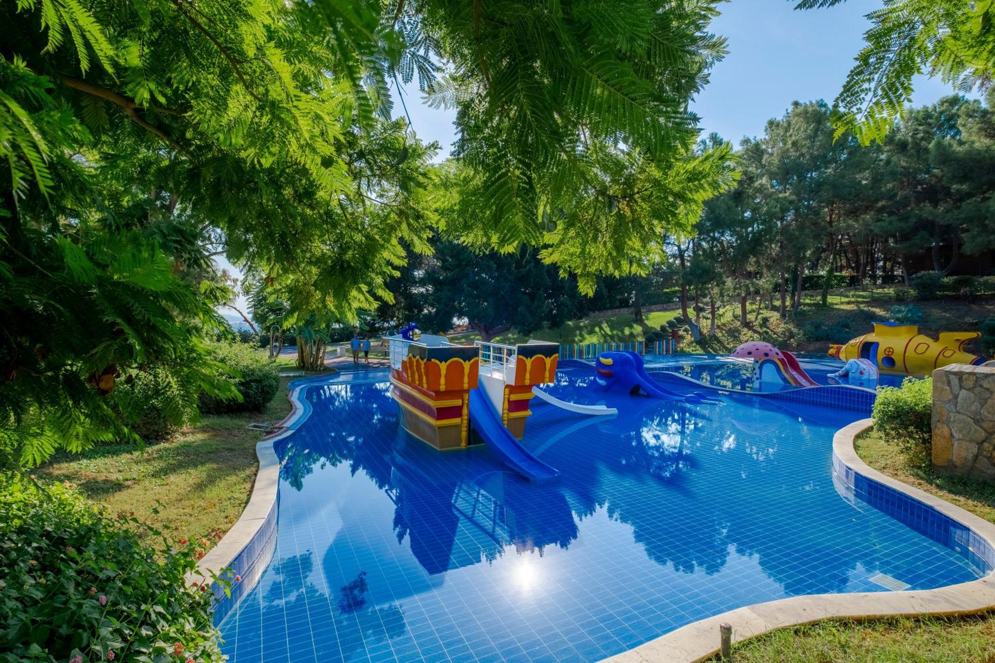 A Good Life Utopia Family Resort Алания Экстерьер фото